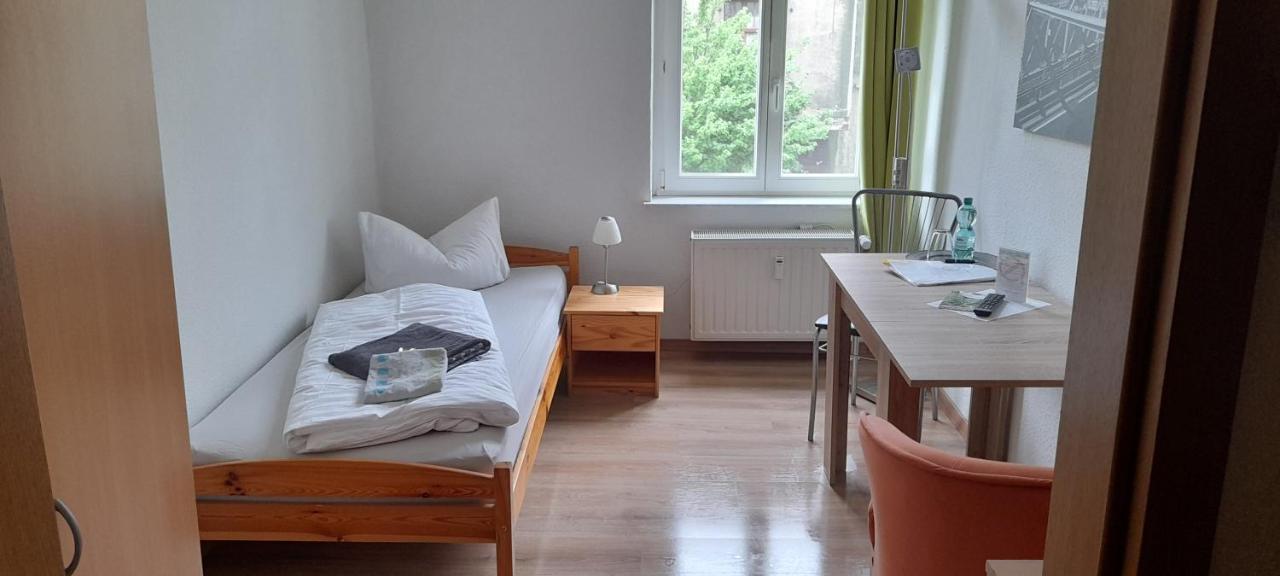 Apartment-Hotel Schillerplatz Wittenberge Exterior photo